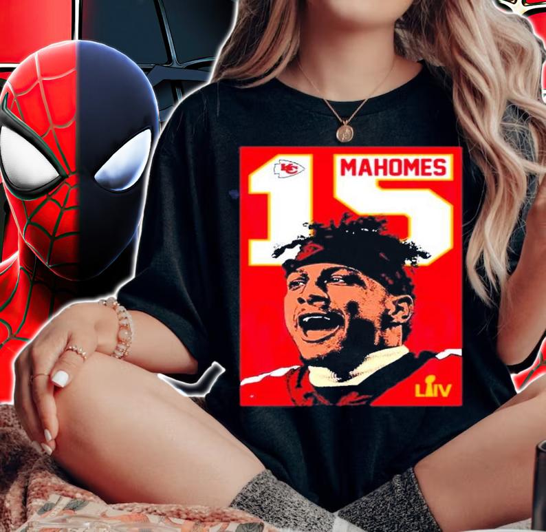 Patrick Mahomes #15 Kansas City Chiefs NFL Shirt t-shirt woman shirt